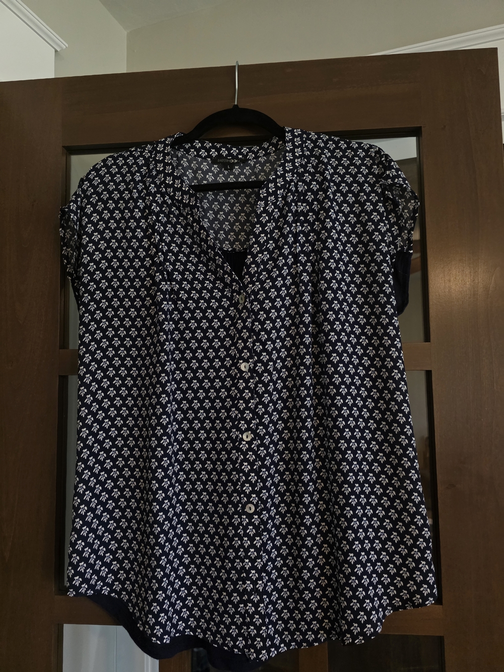 Navy Blue Button-Front Floral Cap-Sleeve Blouse